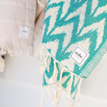 Load image into Gallery viewer, Vava Turkish Towel // Teal
